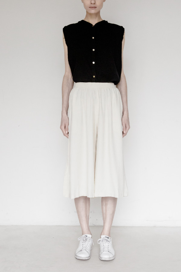 Black Crane Slit Wide Culotte Black Crane Slit Wide Culotte