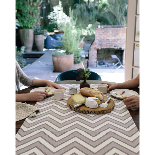 Erica Tanov zigzag table runner Erica Tanov zigzag table runner