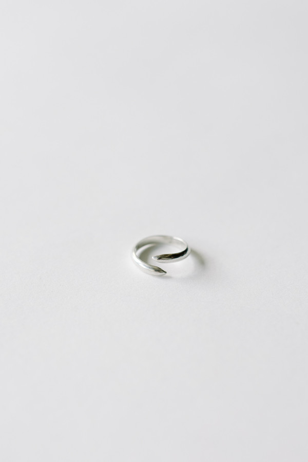 L. SHOFF Sterling Silver Midi Spike Ring L. SHOFF Sterling Silver Midi Spike Ring