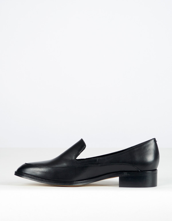 Intentionally Blank Temple Loafer Black Intentionally Blank Temple Loafer Black