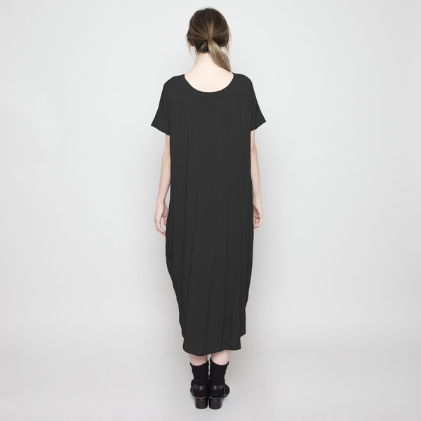 7115 by Szeki Cap Sleeve Reversible Maxi- Black FW16 7115 by Szeki Cap Sleeve Reversible Maxi- Black FW16