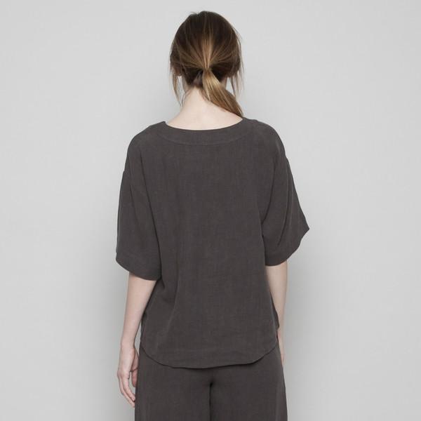 7115 by Szeki Relaxed Boat-Neck Top- Grey FW16 7115 by Szeki Relaxed Boat-Neck Top- Grey FW16