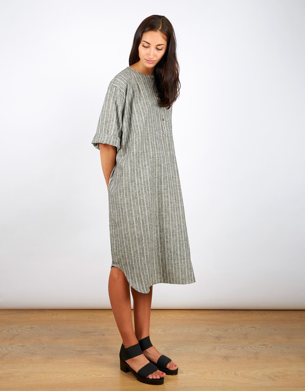 Sunja Link Lounge Tunic Black with Natural Stripe Sunja Link Lounge Tunic Black with Natural Stripe