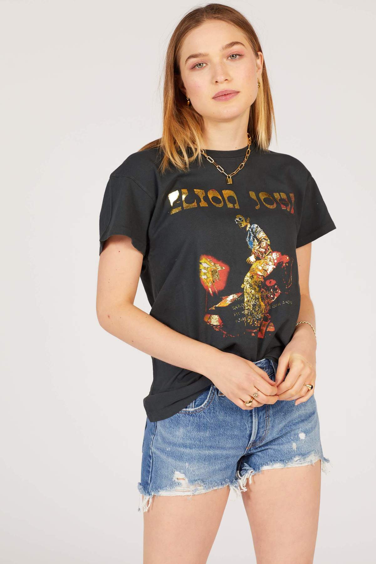 daydreamer elton john tee