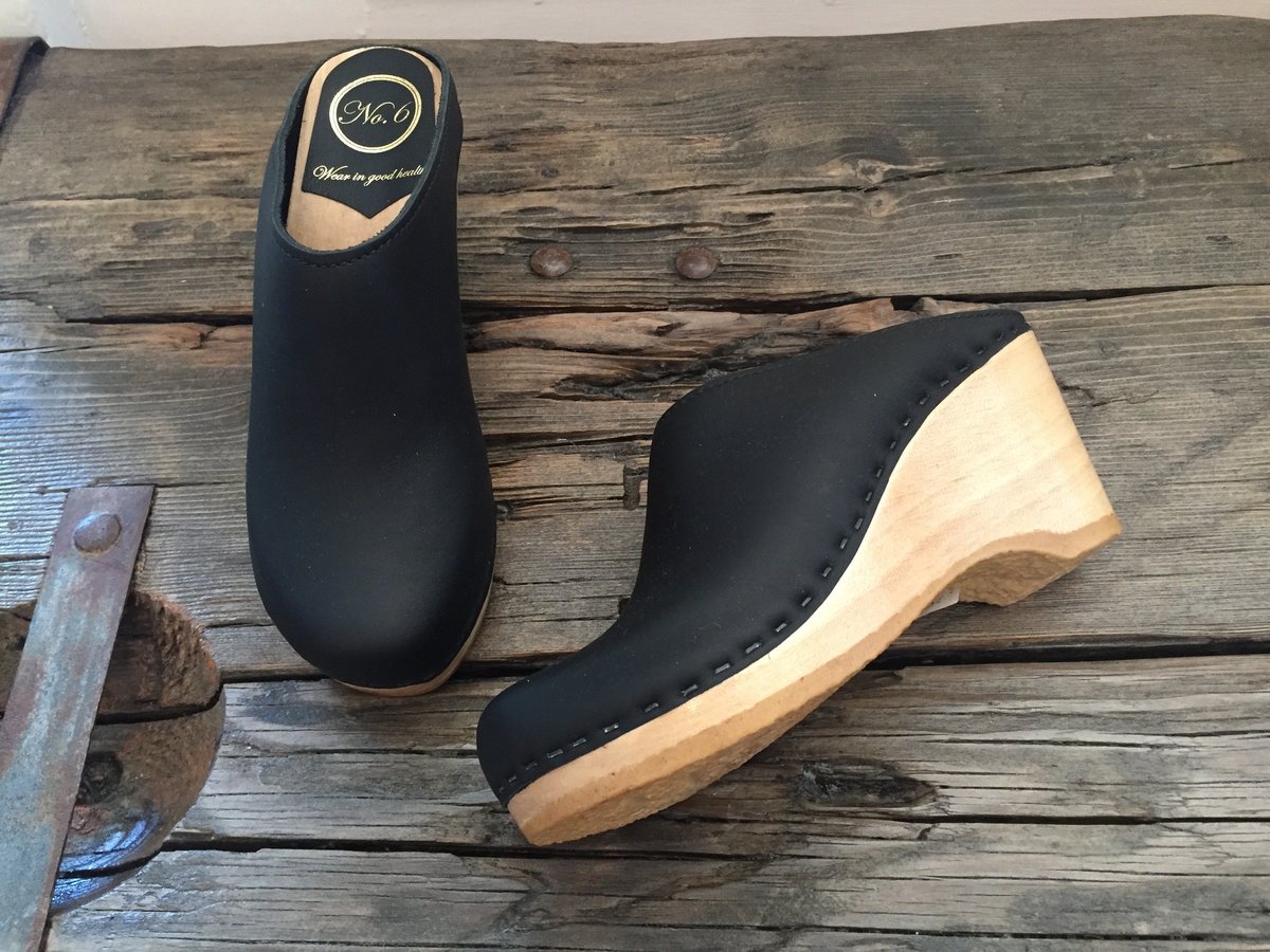 no 6 new school clog