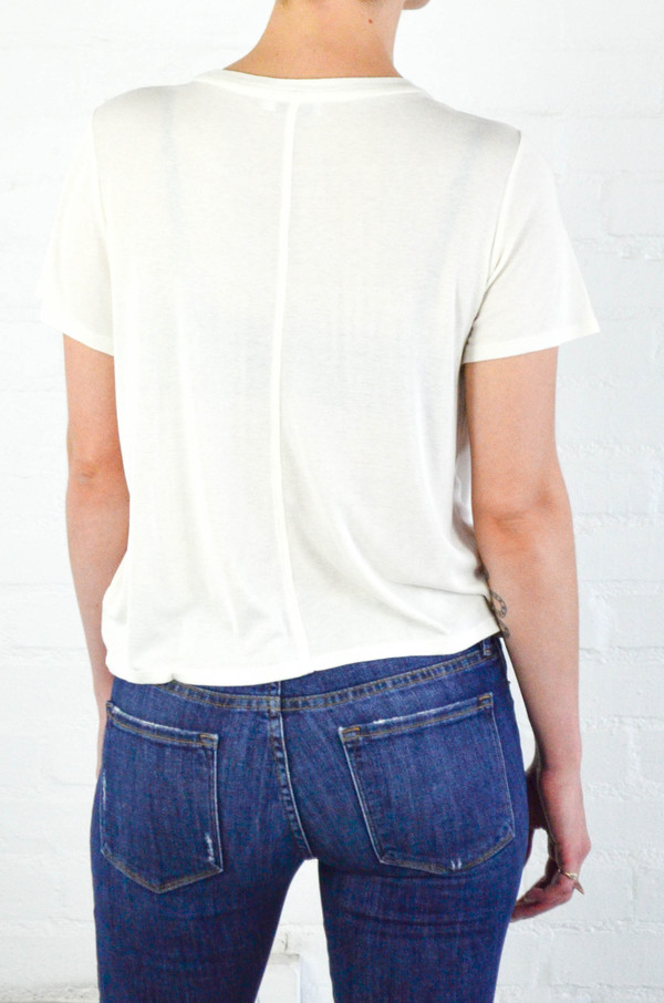 FRAME Denim Le Easy Tee in Blanc FRAME Denim Le Easy Tee in Blanc