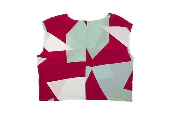 Wray Fuscia Island Top Wray Fuscia Island Top