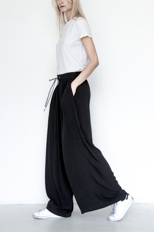 Assembly New York Crepe Baggy Pant Assembly New York Crepe Baggy Pant