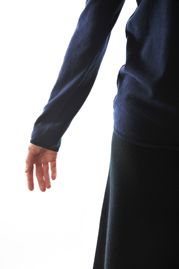 Oyuna Beluga Navy Cashmere Pullover Oyuna Beluga Navy Cashmere Pullover