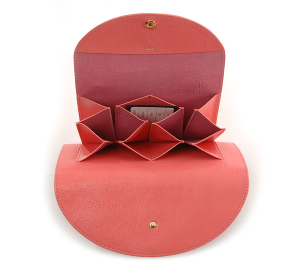 I Ro Se Rose Pink 3F Wallet I Ro Se Rose Pink 3F Wallet