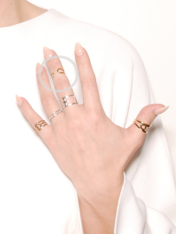 Alynne Lavigne Robber Ring Alynne Lavigne Robber Ring