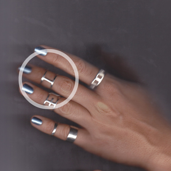ALYNNE LAVIGNE - Line Ring ALYNNE LAVIGNE - Line Ring