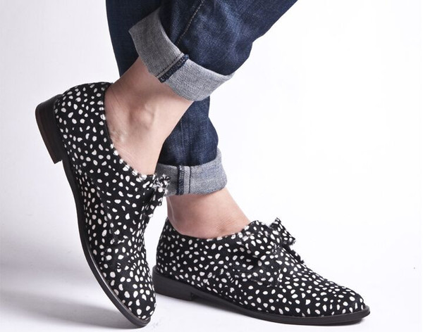 F-TROUPE BOW SHOE SPOTTED PONY F-TROUPE BOW SHOE SPOTTED PONY