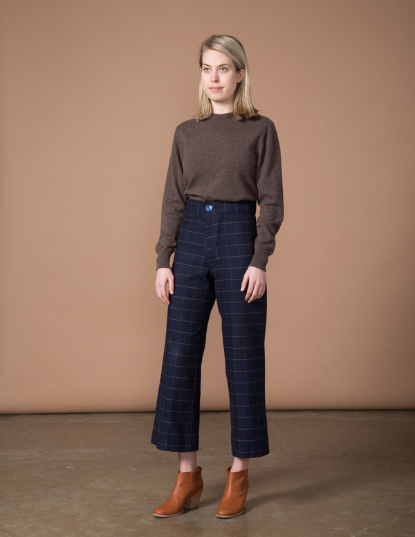 SBJ Austin Crewneck Cashmere Sweater - Brown SBJ Austin Crewneck Cashmere Sweater - Brown