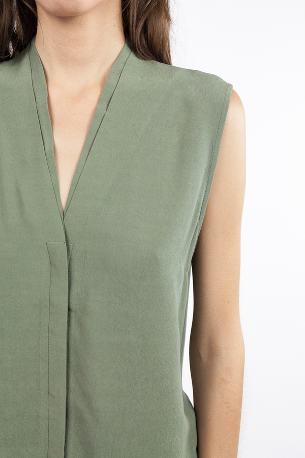 just female Mar Sleeveless Shirt - Litchen Green just female Mar Sleeveless Shirt - Litchen Green