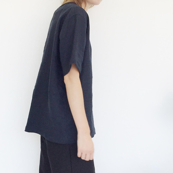 Johan b Navy Linen T-shirt Johan b Navy Linen T-shirt