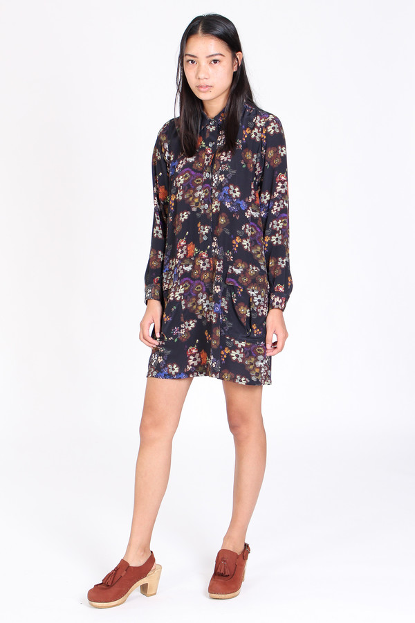 No.6 Store Annick dress in folk floral No.6 Store Annick dress in folk floral