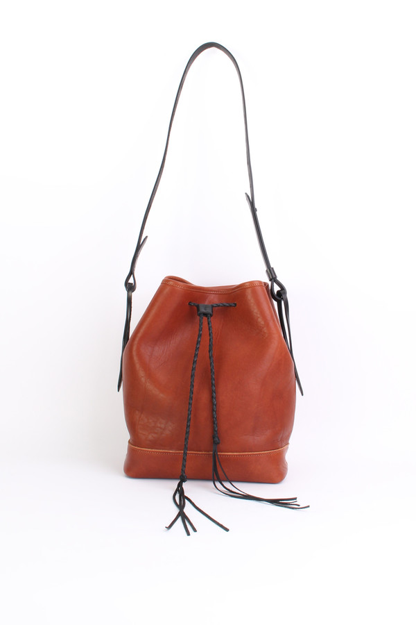 Bucket bag in cognac Bucket bag in cognac