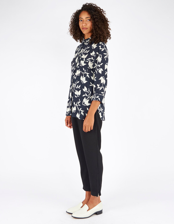 Ganni Maxwell Crepe Shirt Vanilla Ice Bell Flower Ganni Maxwell Crepe Shirt Vanilla Ice Bell Flower