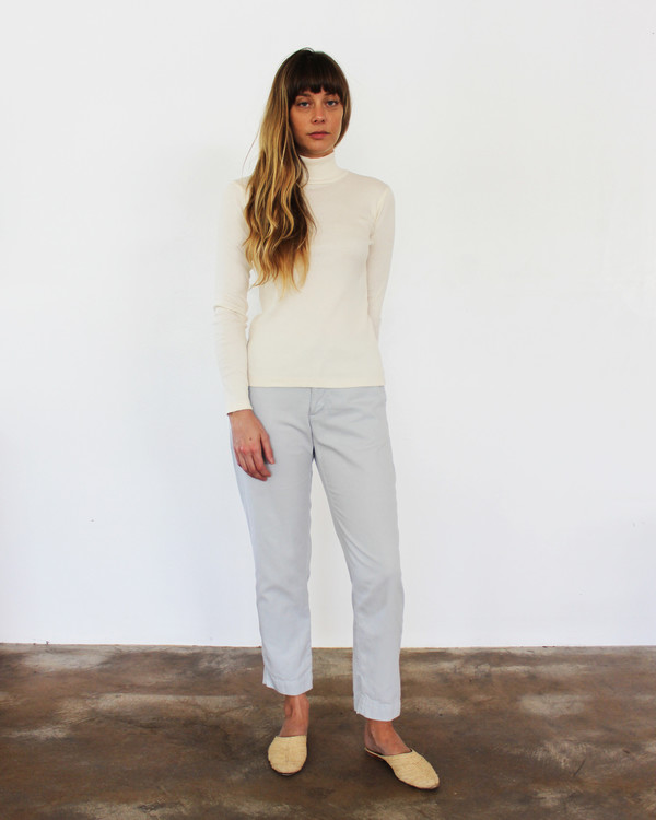 esby ALI RIB TURTLENECK - IVORY esby ALI RIB TURTLENECK - IVORY