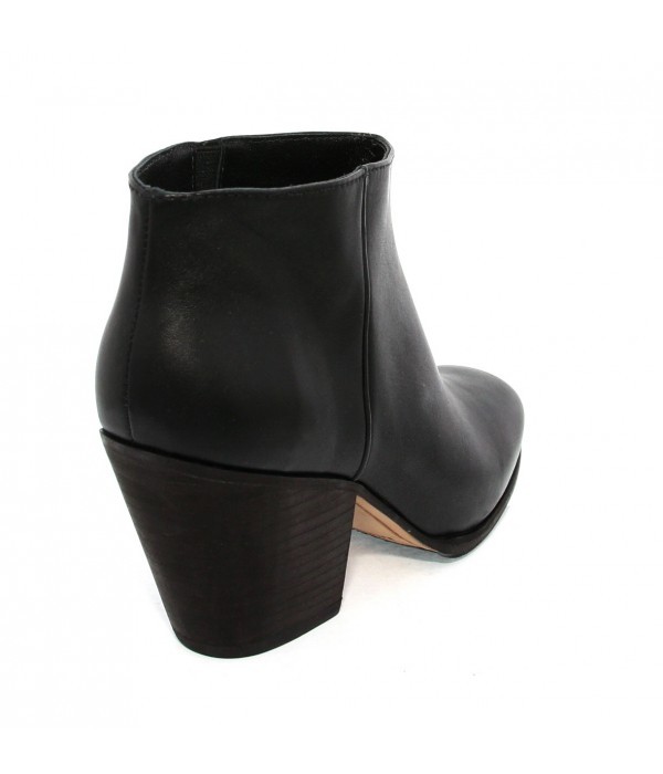 RACHEL COMEY MARS RACHEL COMEY MARS