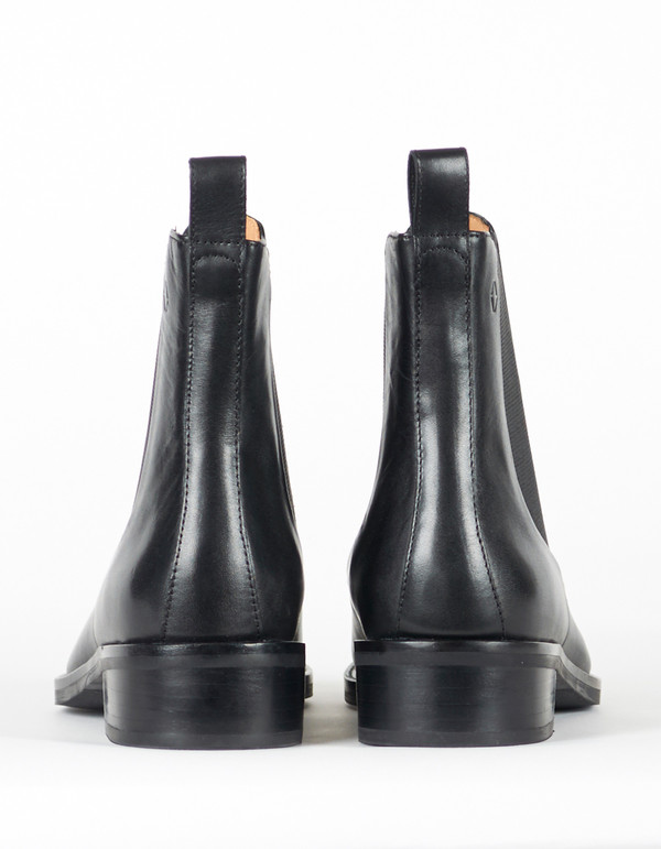 Vagabond Ava Chelsea Boot Black Vagabond Ava Chelsea Boot Black