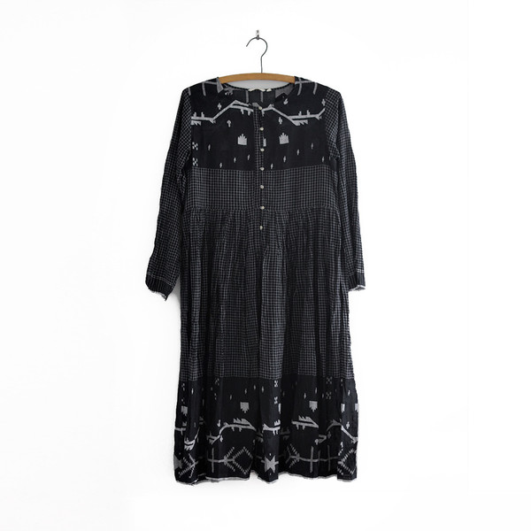 Injiri DHORDO SMOCK DRESS Injiri DHORDO SMOCK DRESS
