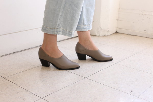 Intentionally Blank HERA in GREY Intentionally Blank HERA in GREY