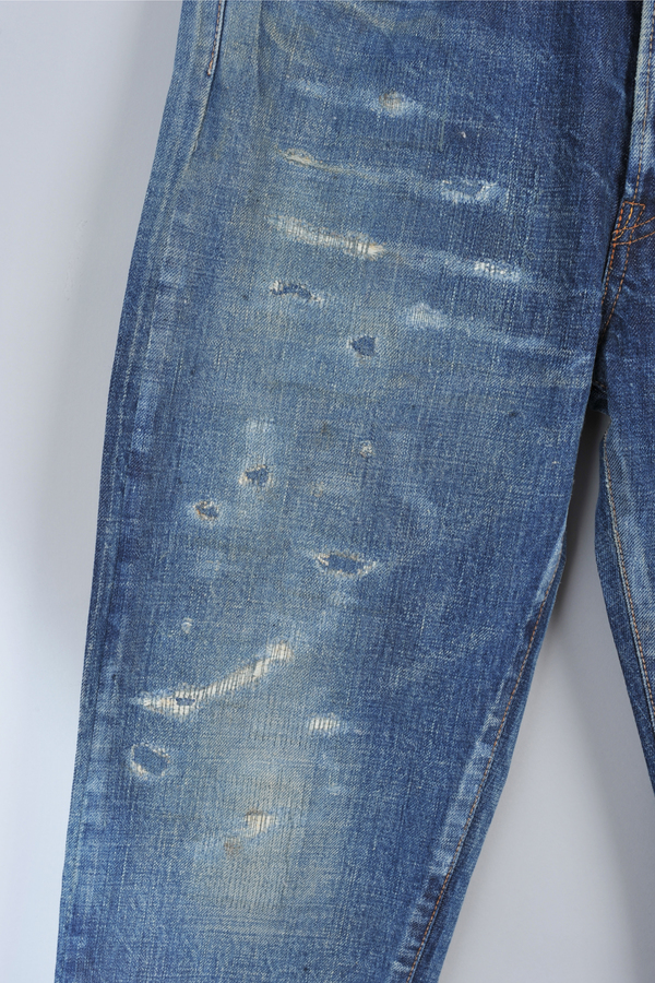 Used Repair Narrow Tapered Cut Jeans by Chimala Used Repair Narrow Tapered Cut Jeans by Chimala