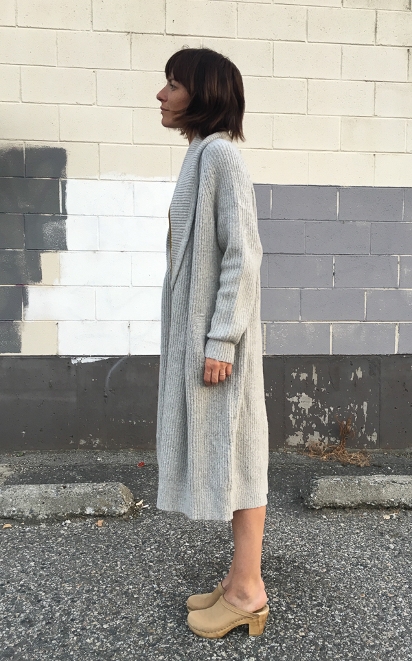 Line sweater coat Line sweater coat