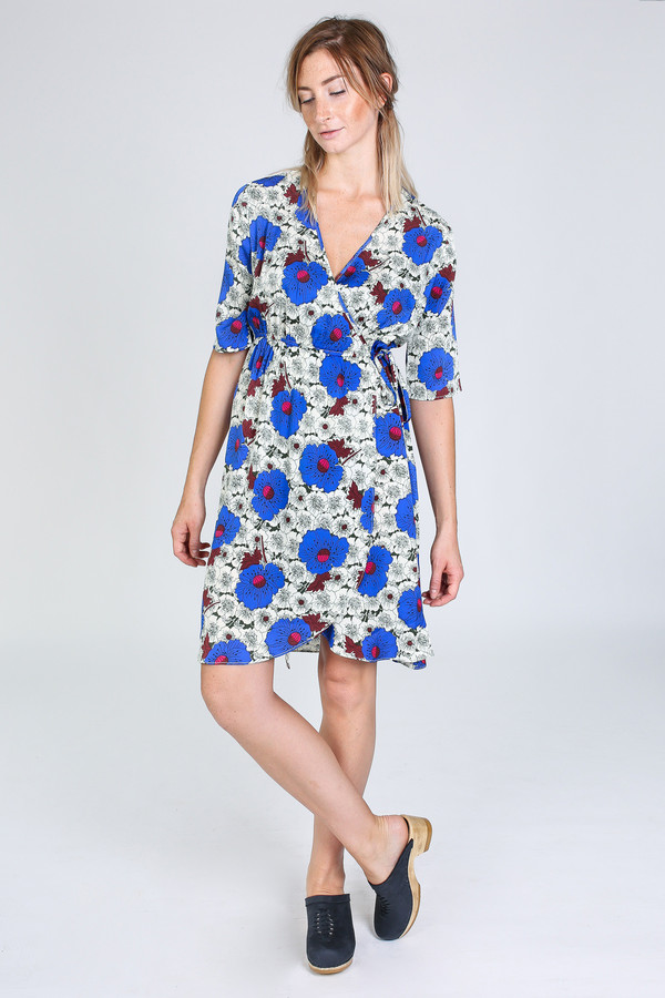 Tracy Reese Elbow Sleeve Wrap Dress in velvet night Tracy Reese Elbow Sleeve Wrap Dress in velvet night