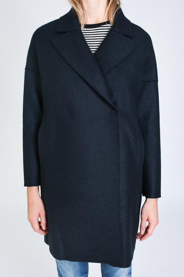Harris Wharf London Oversized collar Coat in dark blue Harris Wharf London Oversized collar Coat in dark blue