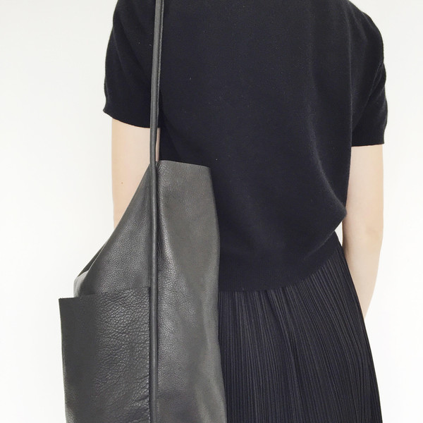 ARE Studio - Black Buoy Bag ARE Studio - Black Buoy Bag
