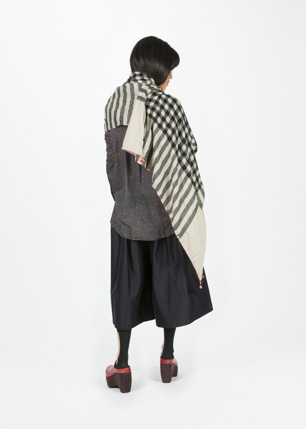 Pero Oversize Gingham Pashmina Scarf Pero Oversize Gingham Pashmina Scarf