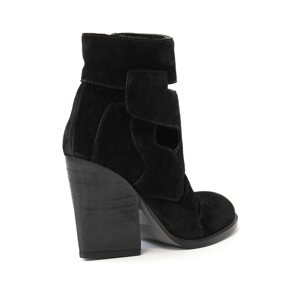 LD Tuttle The Pygmalion - Black LD Tuttle The Pygmalion - Black