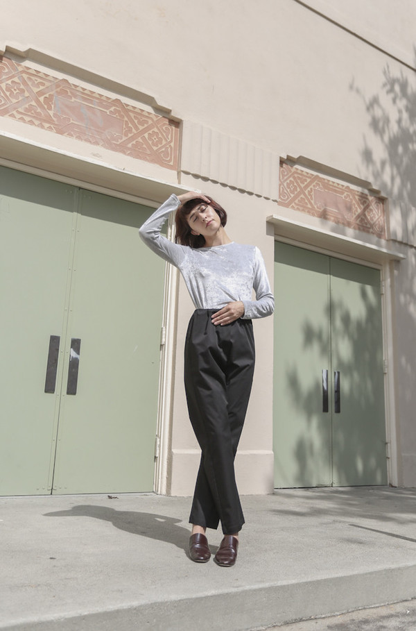 Baserange Azour Highwaist Pant in Black Baserange Azour Highwaist Pant in Black