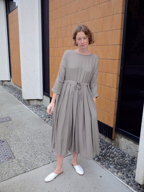 Black Crane Pleated Dress Black Crane Pleated Dress