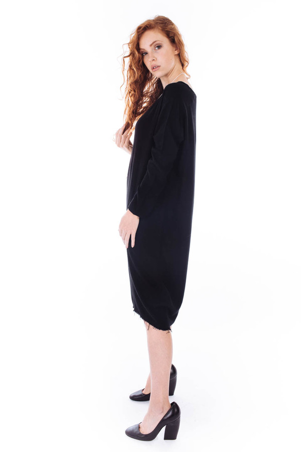Black Crane Slim Dress (Black) Black Crane Slim Dress (Black)