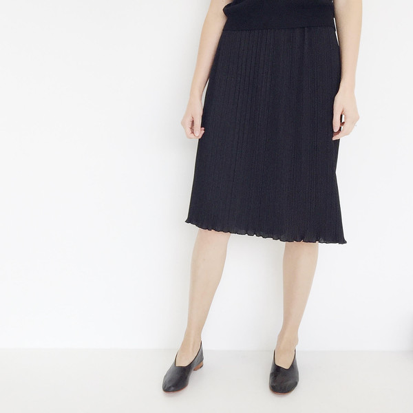 Johan Vintage Black Pleated Skirt Johan Vintage Black Pleated Skirt