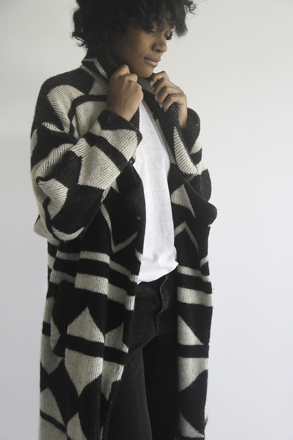 The Shudio Vintage Oversized Geometric Sweater The Shudio Vintage Oversized Geometric Sweater