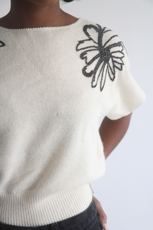 Cream Short Sleeve Sweater with Beaded Shoulders Cream Short Sleeve Sweater with Beaded Shoulders