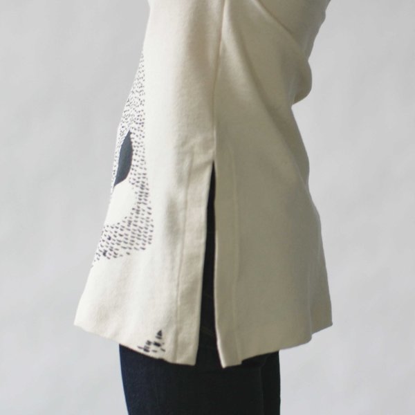 Make It Good Composition #1 Tunic in Cream Make It Good Composition #1 Tunic in Cream
