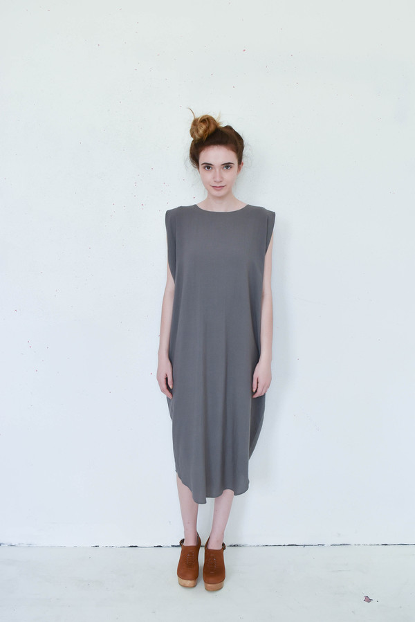 7115 By Szeki Signature Reversible Maxi In Grey 7115 By Szeki Signature Reversible Maxi In Grey