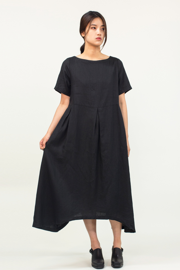 Universal Tissu Linen Dress- Black Universal Tissu Linen Dress- Black