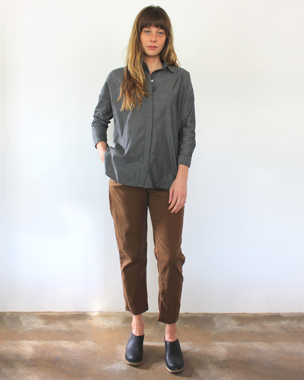esby STELLA L/S BUTTON DOWN - CHARCOAL esby STELLA L/S BUTTON DOWN - CHARCOAL