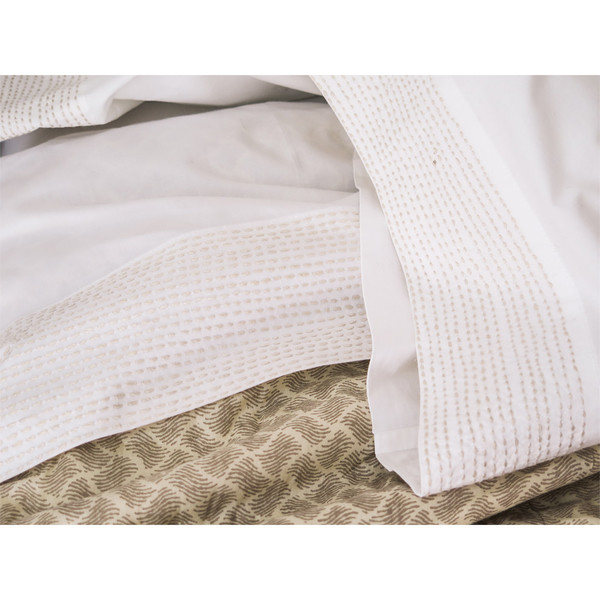 Erica Tanov embroidered sheet set Erica Tanov embroidered sheet set