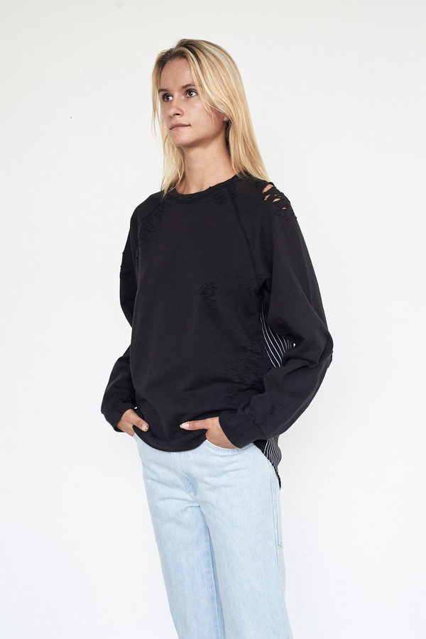 Lyz Olko Cotton L/S Crewneck - White Stripe Lyz Olko Cotton L/S Crewneck - White Stripe