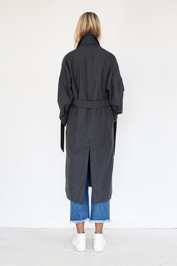 Black Crane Cotton Long Coat Black Crane Cotton Long Coat