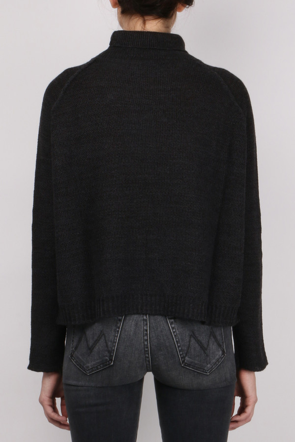 Pomandere Turtle Neck Sweater Pomandere Turtle Neck Sweater