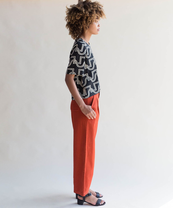 Dusen Dusen Black Duo Wave Yes Tee Dusen Dusen Black Duo Wave Yes Tee